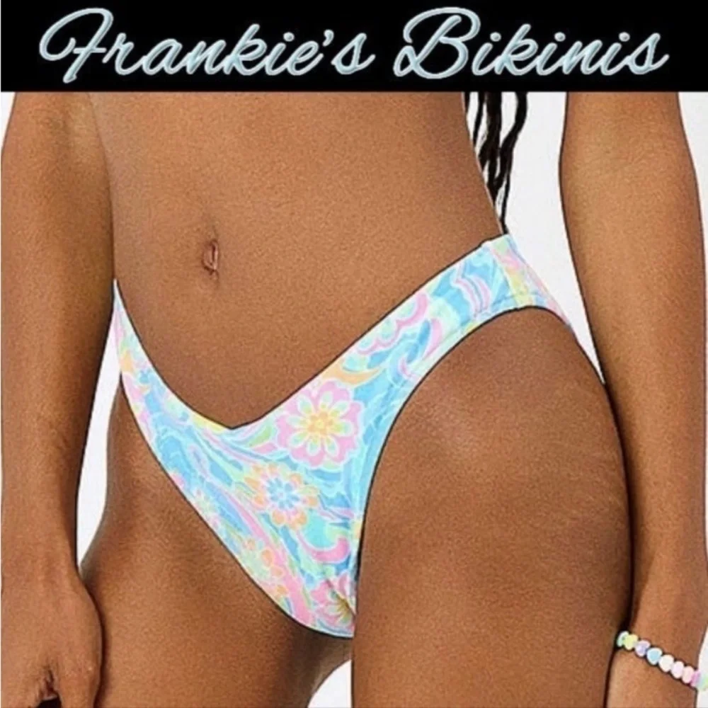New! Frankie’s Enzo bikini bottom in sunshower 24144